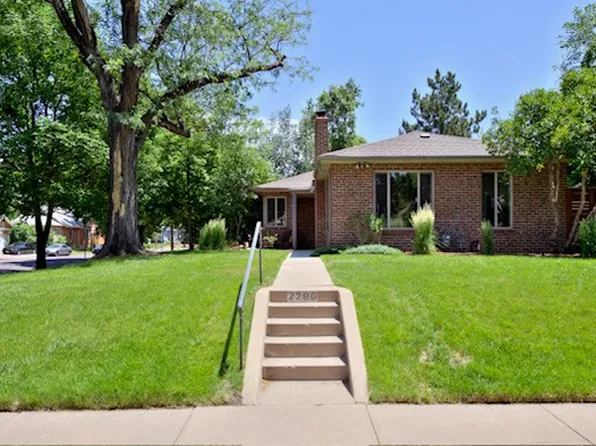 2290 N Glencoe St, Denver, CO 80207
