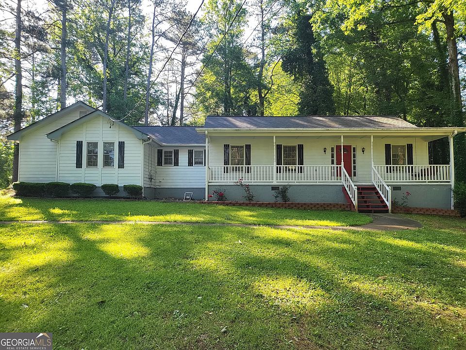 1st image of 2202 Woodstream Ct SW