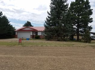 17 W Robin Ln, Raton, NM 87740