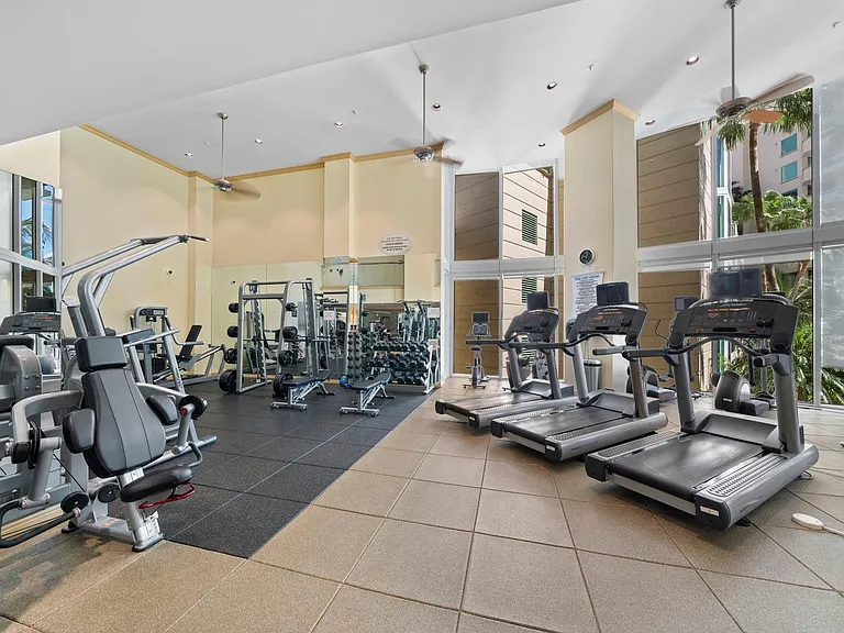 347 N New River Dr #1110 — Photo 35