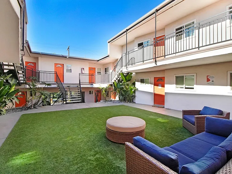 Citra Apartments — Photo 60
