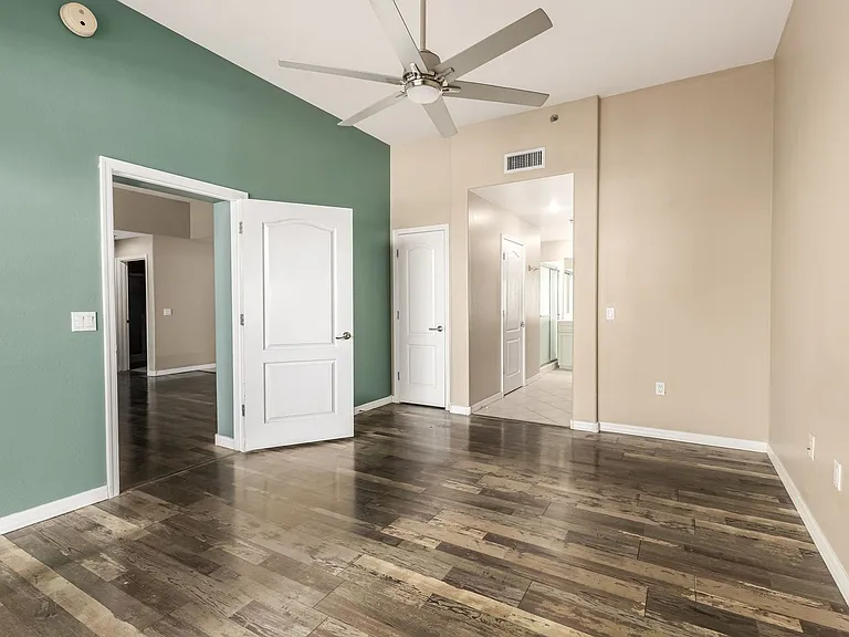 2302 N Central Ave #311 — Photo 11
