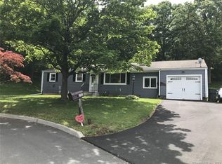 101 Highview Ter, Middletown, CT 06457