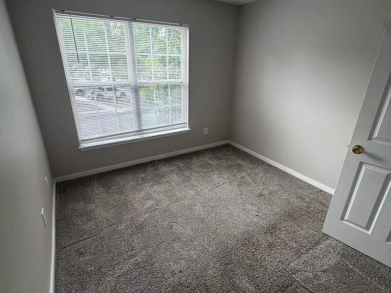 8635 Millstream Dr — Photo 29