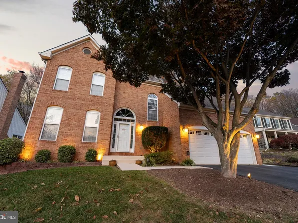 7407 Quail Ridge Ln, Bowie, MD 20720