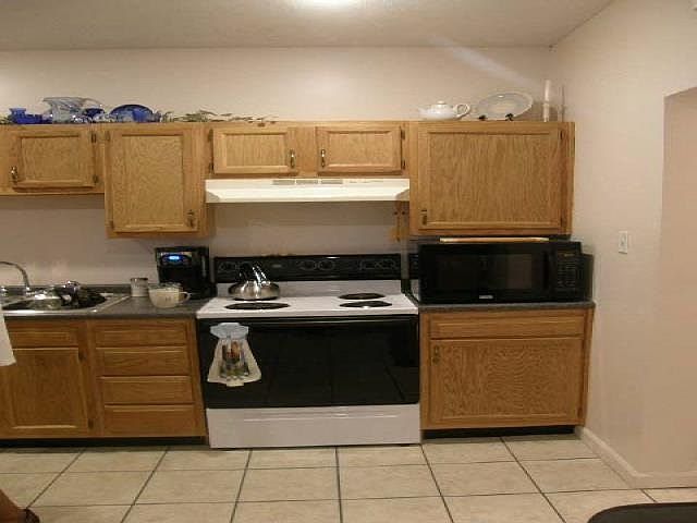 2nd image of 33 Allegheny Ave APT 2