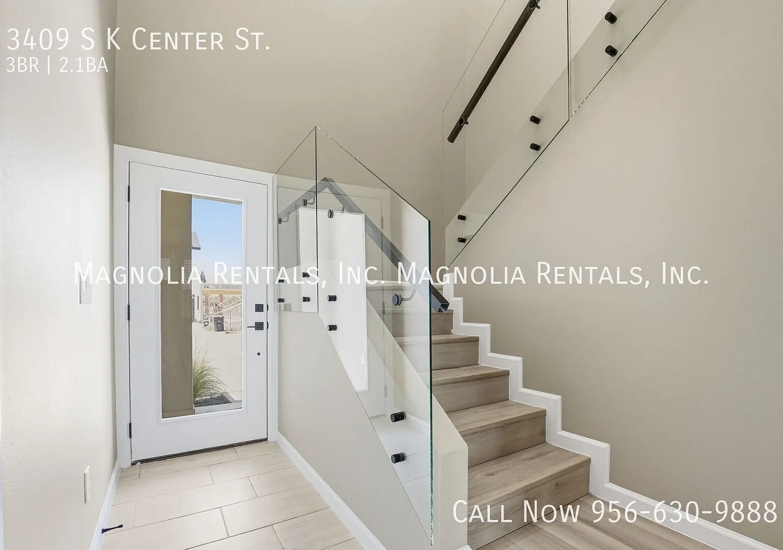 Brand New Townhouse in McAllen with Garage — Photo 2