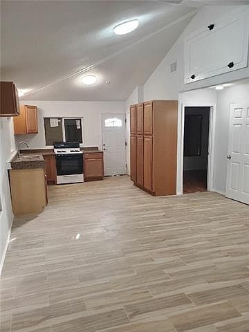 2nd image of 7811 Brownsville Ave