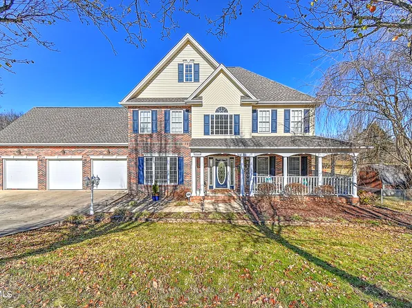 445 Springlake Rd, Bristol, VA 24201