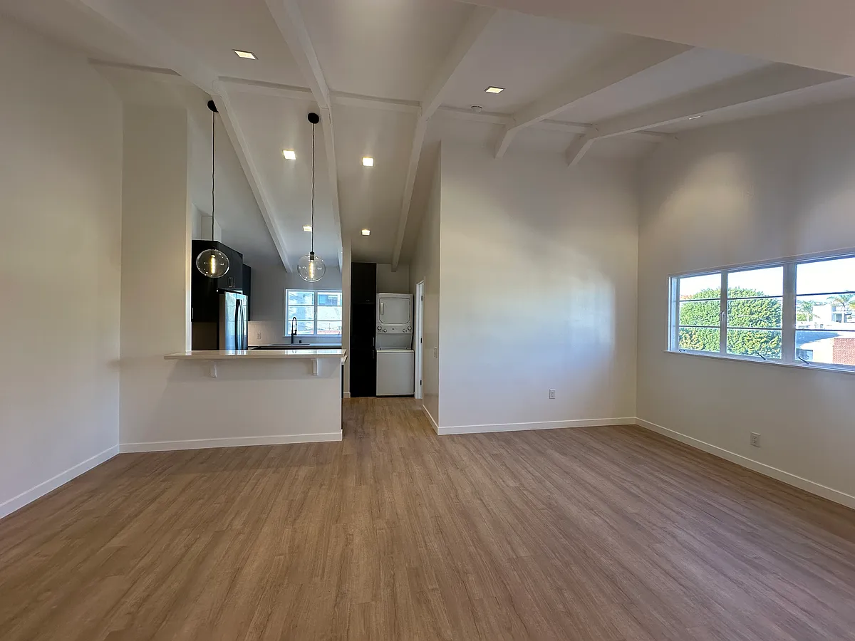 Building Photo - 441 S Beverly Dr #PENTHOUSE