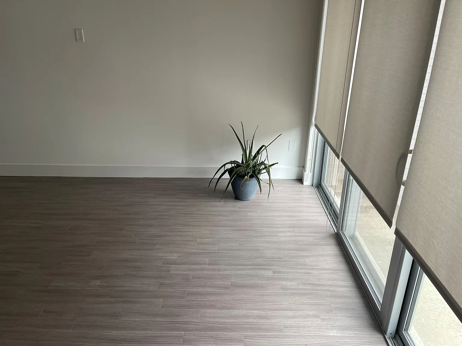 2 bed, 2.5 bath, 2125 sqft, $3,750 — Photo 4