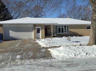 2205 Welhouse Dr, Kaukauna, WI 54130