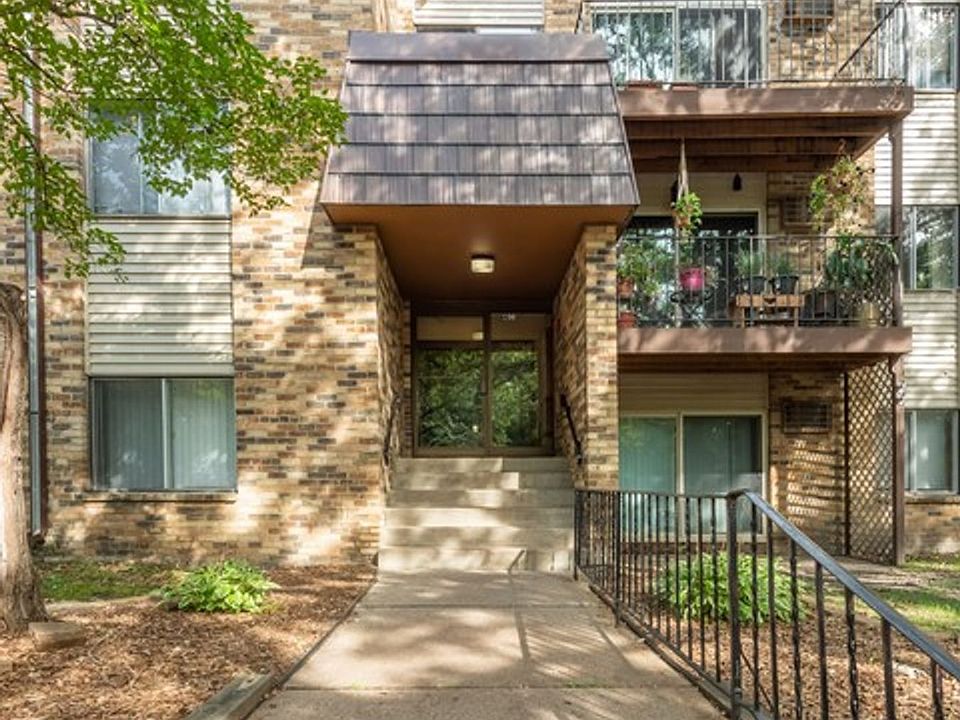 1st image of 1200 72nd Ave NE #1200105