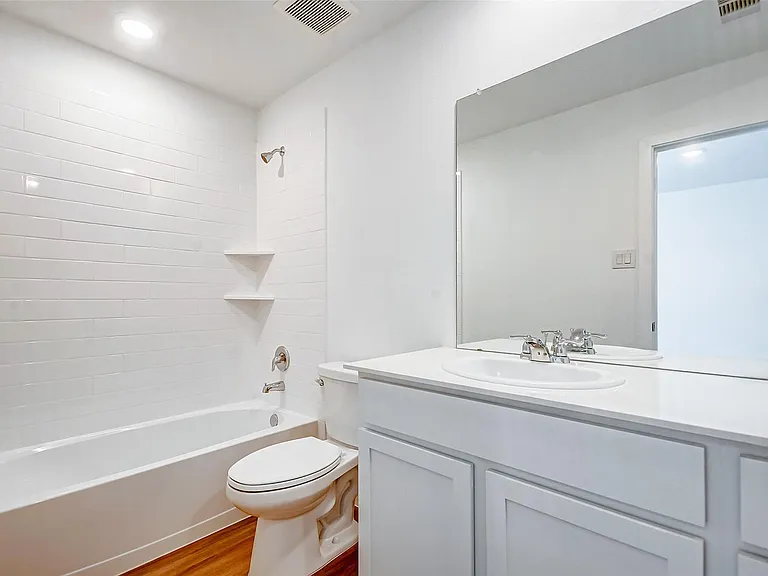 21543 Carosella Dr — Photo 18