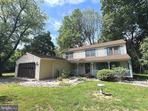 2nd image of 30 Independence Ct