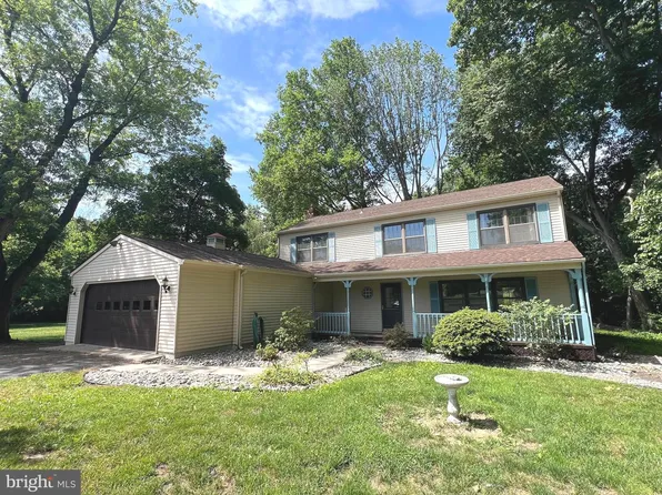 30 Independence Ct, Woolwich Township, NJ 08085