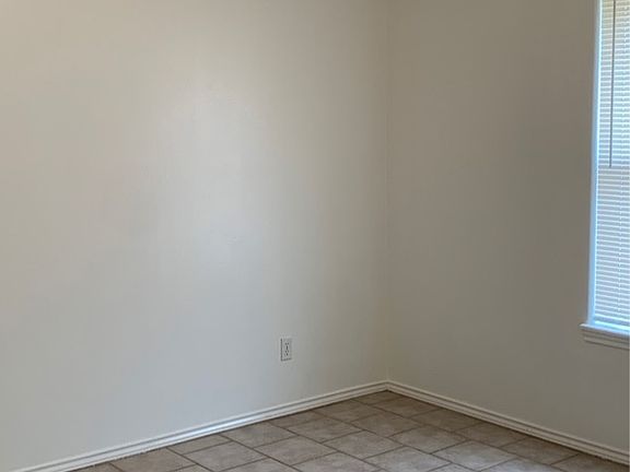 5th image of 2407 Moonlight Ln