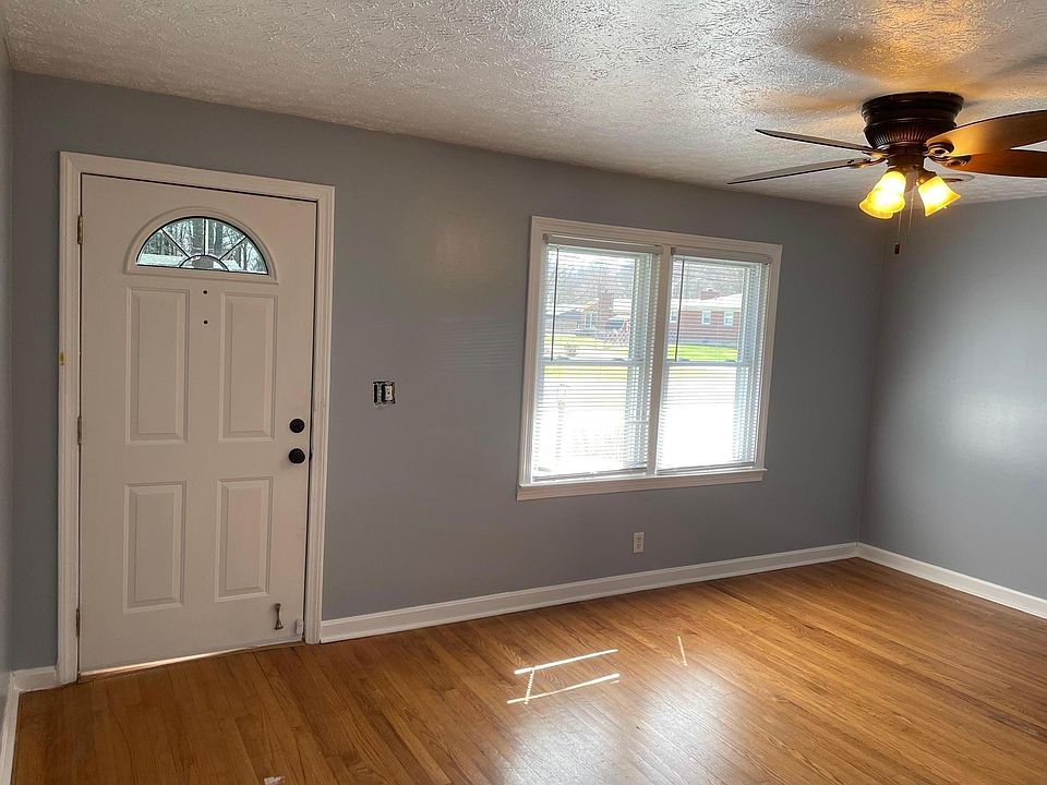 1111 Oneida Ave, Louisville, KY 40214 Zillow