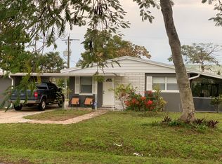 3991 Marvaez St, Fort Myers, FL 33901