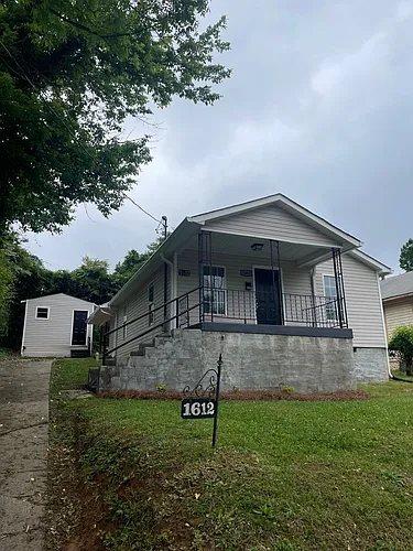 1612 N Jackson Ave Photo 1