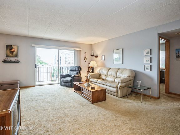 4th image of 700 Graceland Ave APT 505