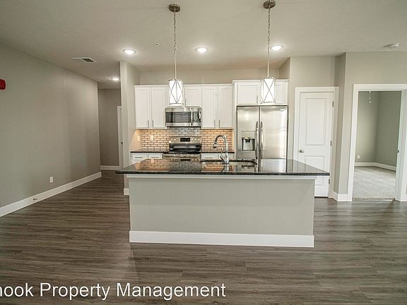 5th image of 500 South St #11028873