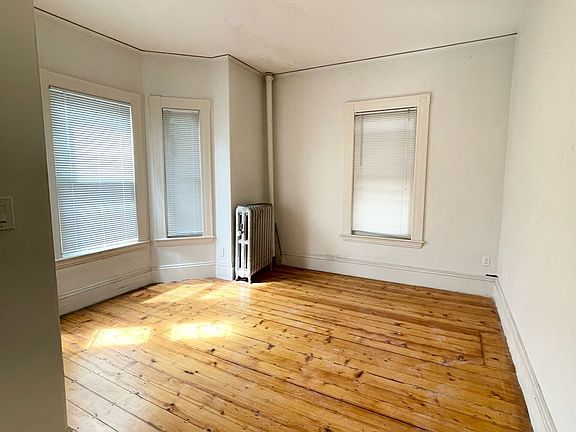 landlord_unit_photo_61759082_3