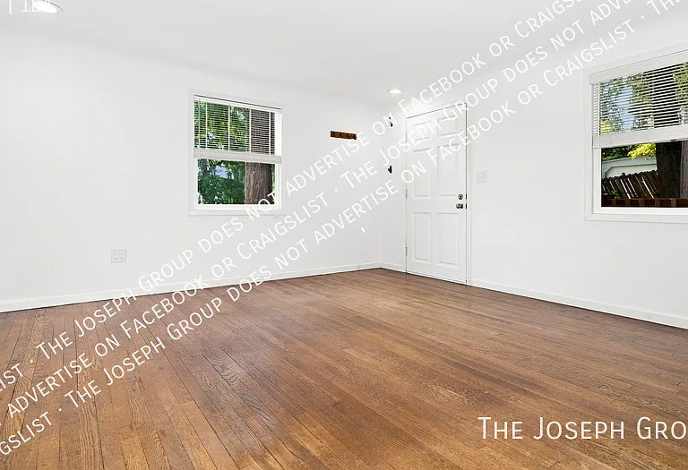 5634 S Leo St #A — Photo 2