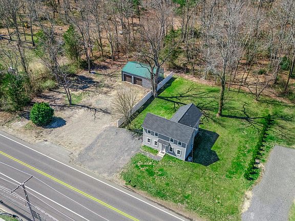2nd image of 26 Toms River Rd