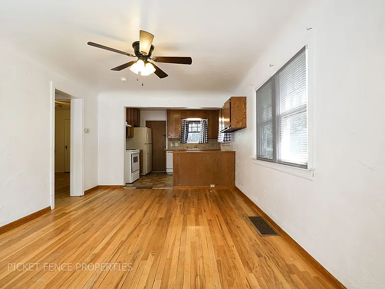 2216 9th Avenue — Photo 7