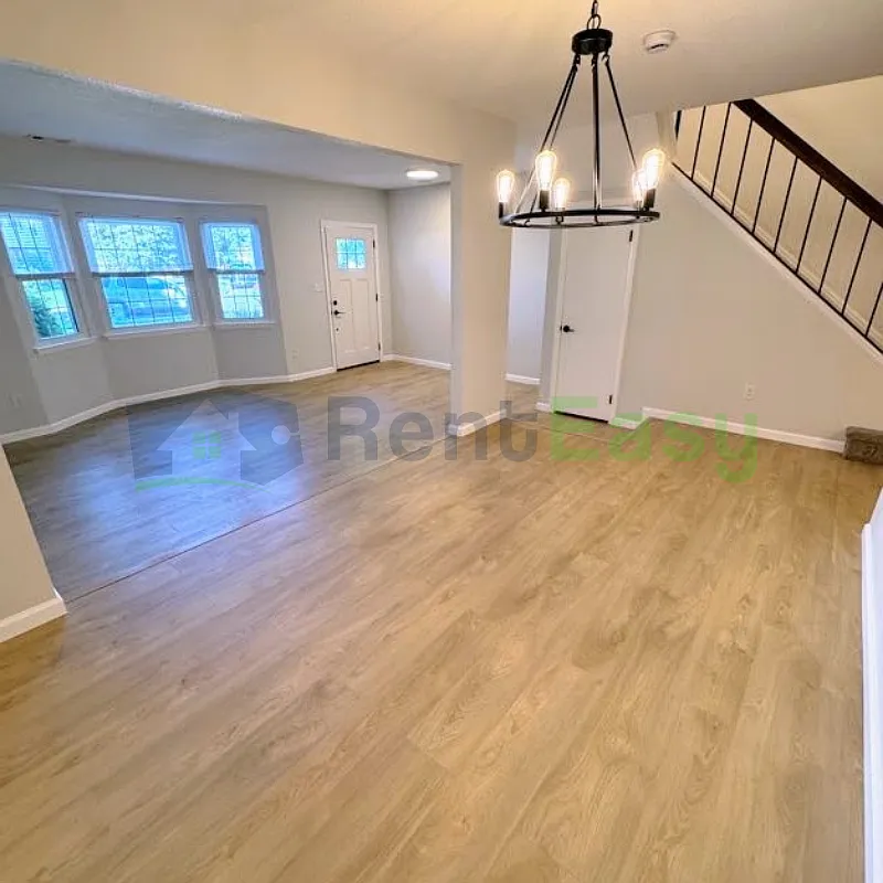3 bed, 1.5 bath, 1554 sqft, $2,195 — Photo 4
