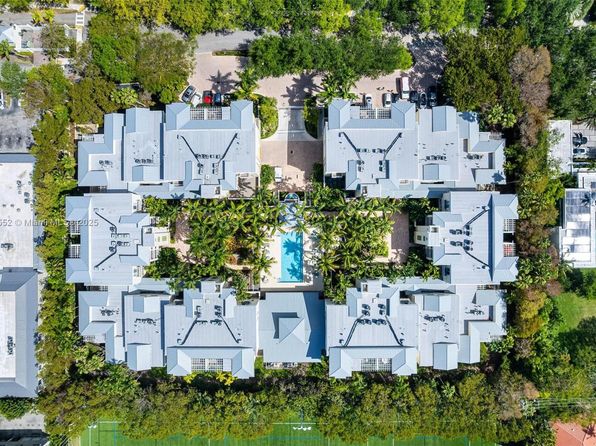 7598 SW 102nd St #300, Pinecrest, FL 33156