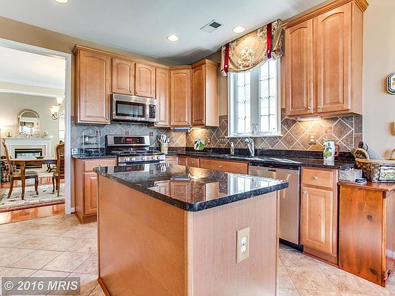 4th image of 6101 Beton Ct
