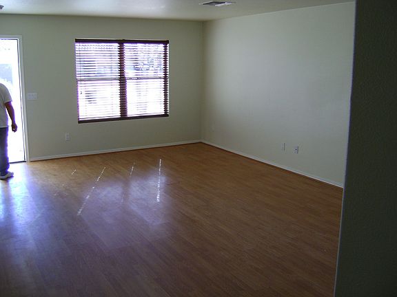 2nd image of 15850 W Watson Ln