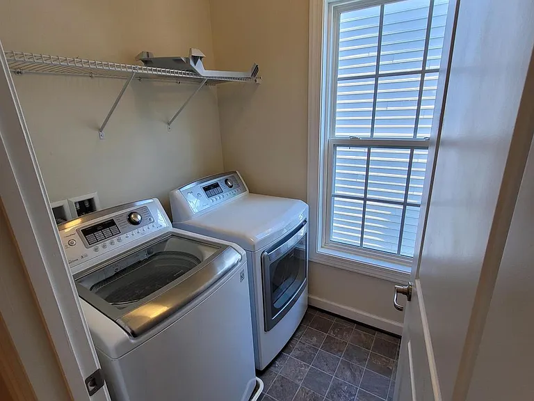 15406 Sir Edwards Dr — Photo 38