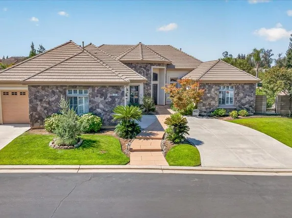 1361 E Rosemont Ln, Fresno, CA 93730