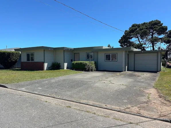 234 E Lauff Ave, Crescent City, CA 95531