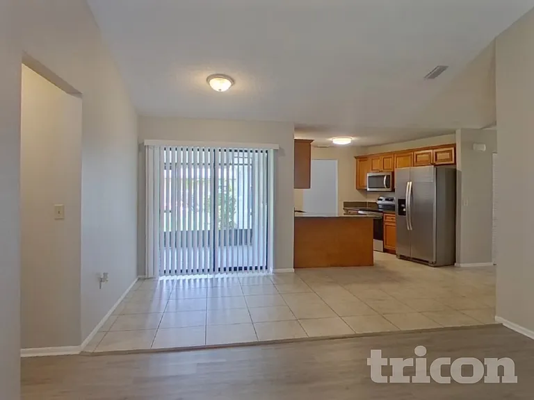 2273 Seward Cir — Photo 7