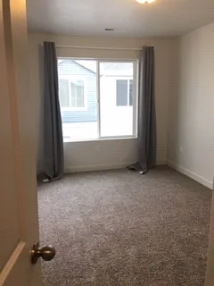 1446 S 540 W — Photo 12
