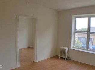 3609 32nd St, Astoria, NY 11106