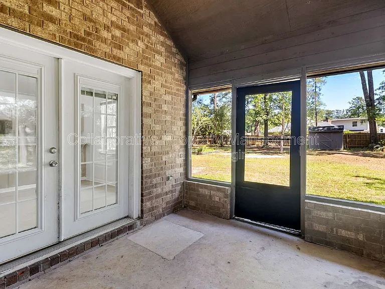 200 Hermitage Dr — Photo 24