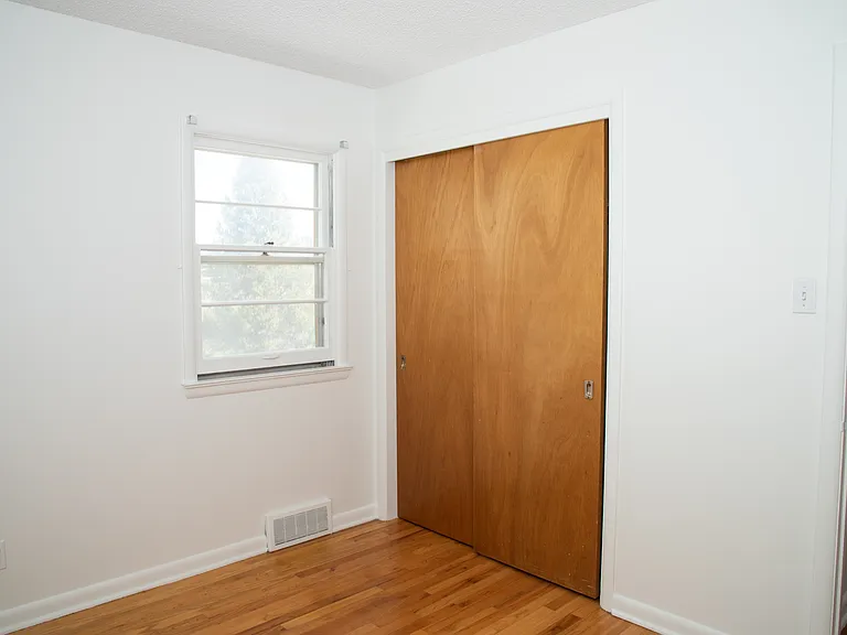 3533 Boston Rd — Photo 11