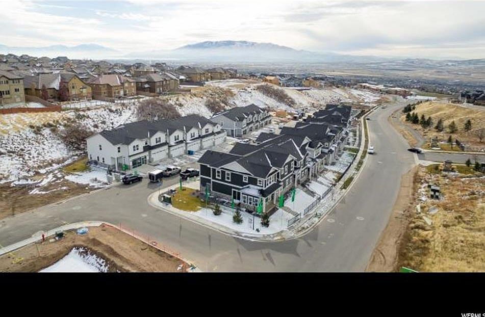 1st image of 5037 N Fox Hollow Way