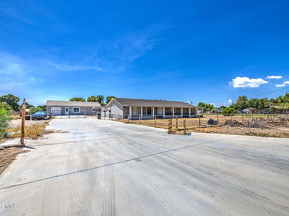 4th image of 1732 S 175TH Drive