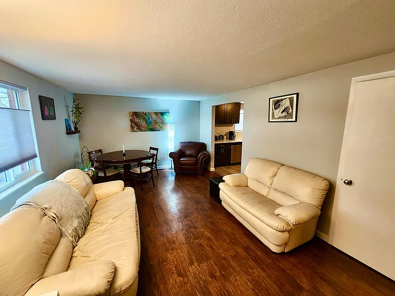 707 Rees Ct — Photo 5