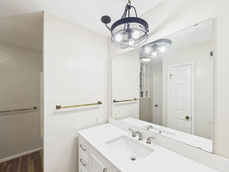 119 Frederick Rd — Photo 19