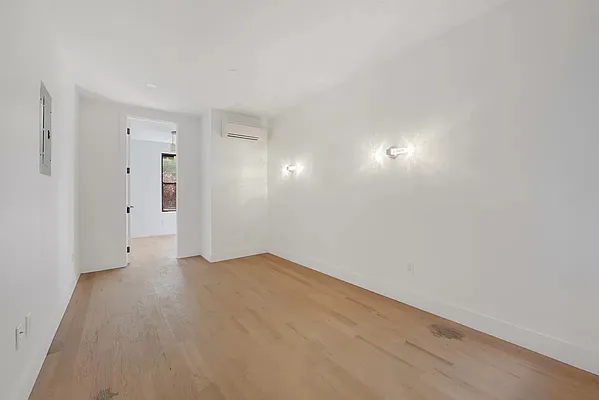 Rented by Rennit Inc. | media 20