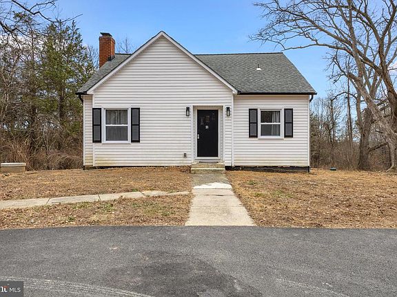 3rd image of 21 Reids Rd