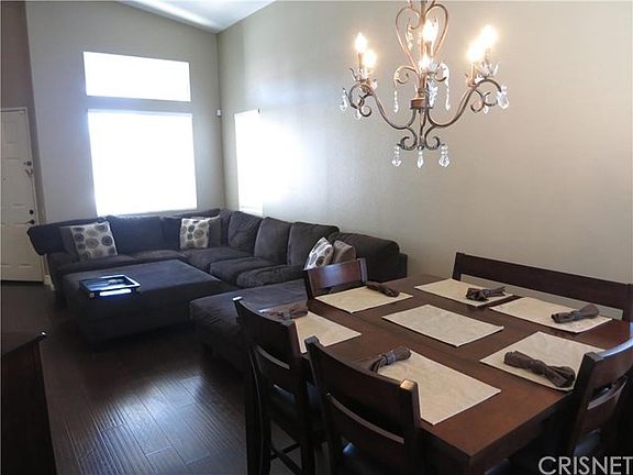 Living Room/ Dinning Room