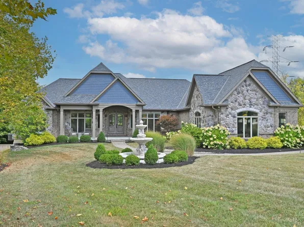 8876 Walnut Rdg, West Chester, OH 45069